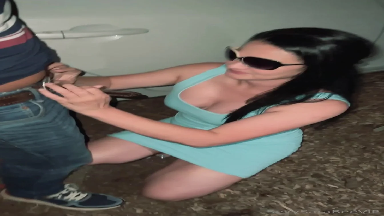 Preview of ManyVids Sexysarabee And Guys First Dogging Video XXX